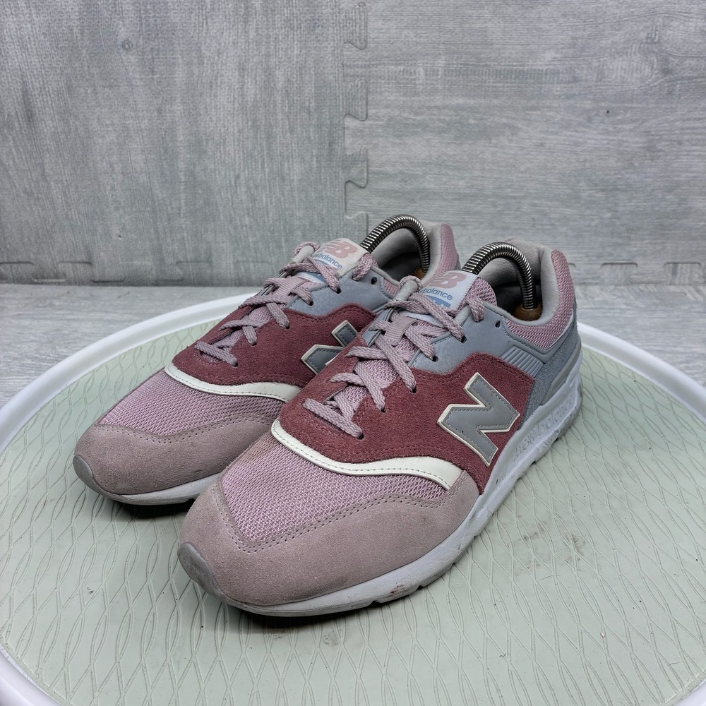 New Balance 997 Sneakers Women's 10 Pink Suede Mesh Lifestyle CW997HVE